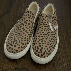 Women’s Size 6.5 Black and Beige cheetah like sneakers - barely worn